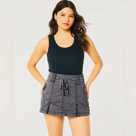 🌻 Hollister Cargo Skort - Picture 4 of 4